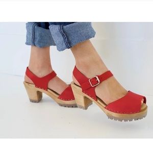 MIA Greta Clogs in Red, 39 (US 8,5 - 9)